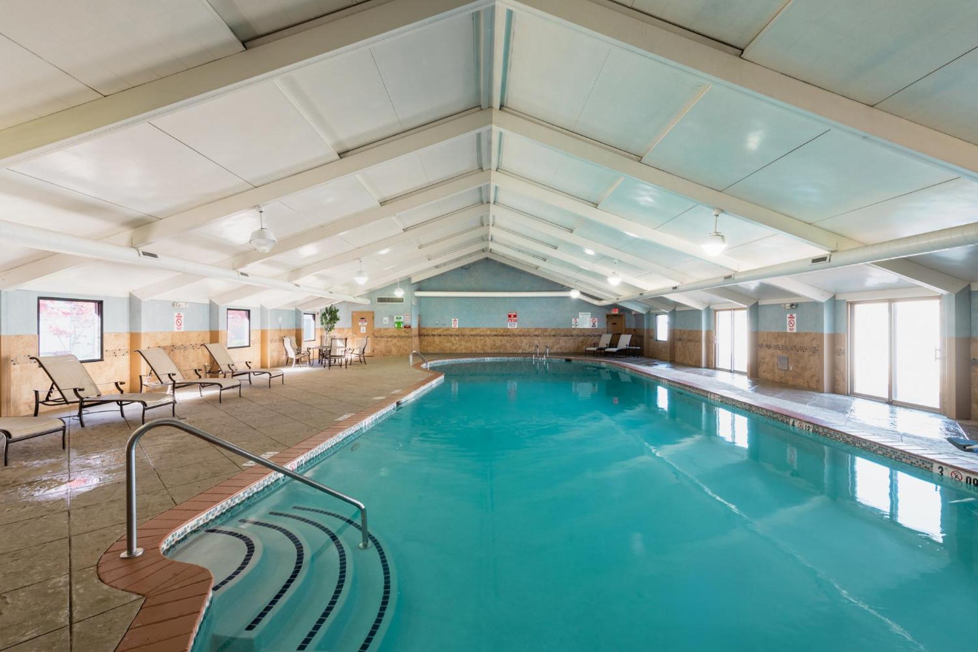 Holiday Inn South Plainfield-Piscataway By Ihg Exterior foto