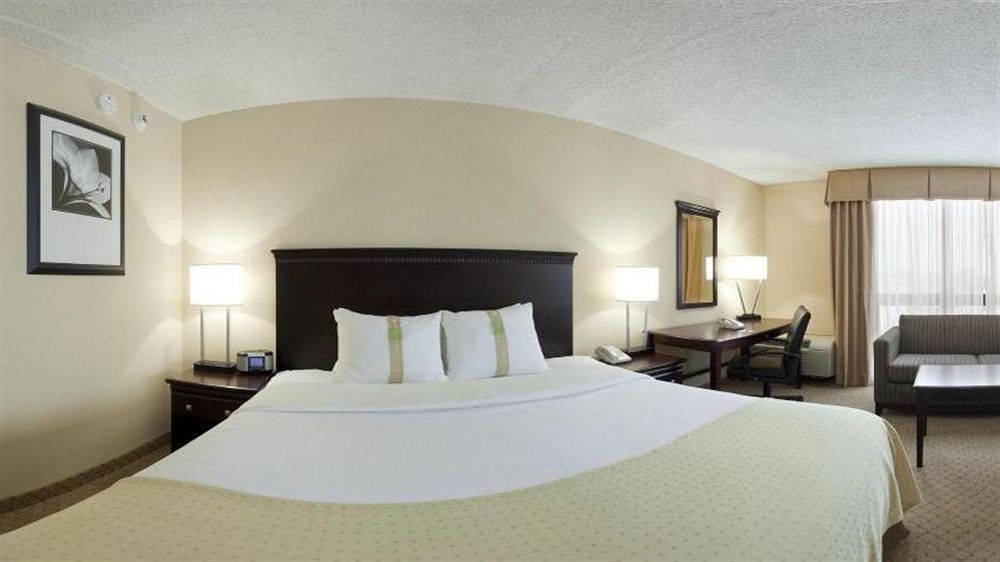 Holiday Inn South Plainfield-Piscataway By Ihg Exterior foto